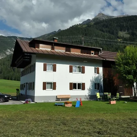 Haus Strobl *